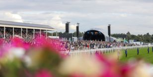 Music Showcase - The Horses are coming...